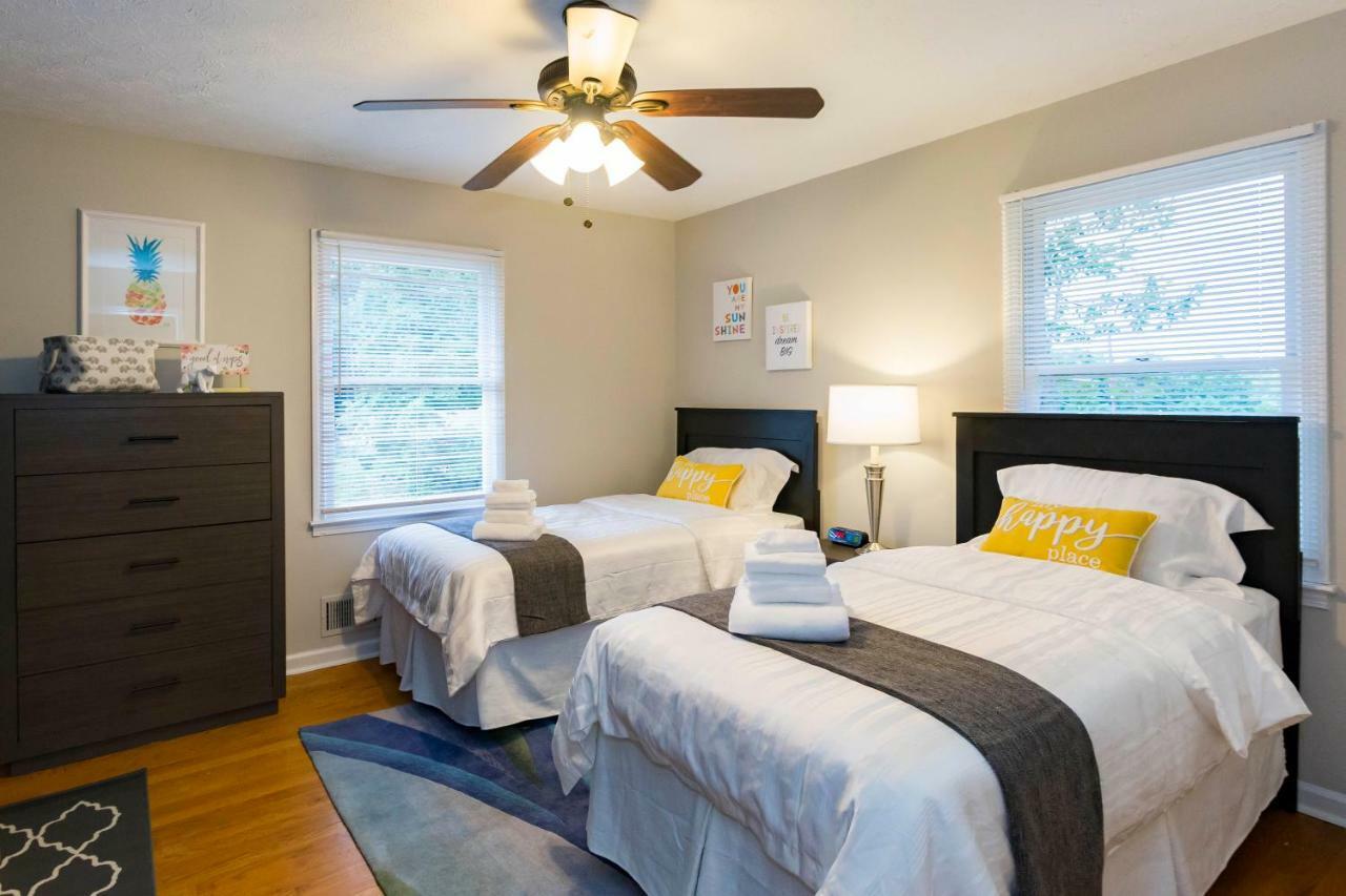 Luxury Home W/Gameroom Kingsizebed Near Six Flags Austell Exterior photo